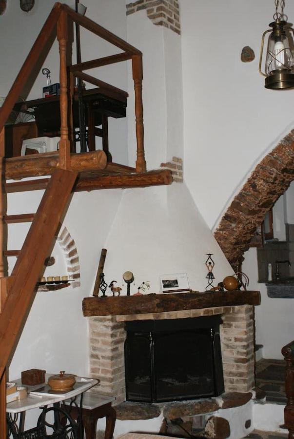 Afrodite'S House-Restaurated Oil Factory Agia  Luaran gambar