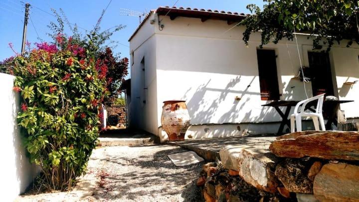 Afrodite'S House-Restaurated Oil Factory Agia  Luaran gambar